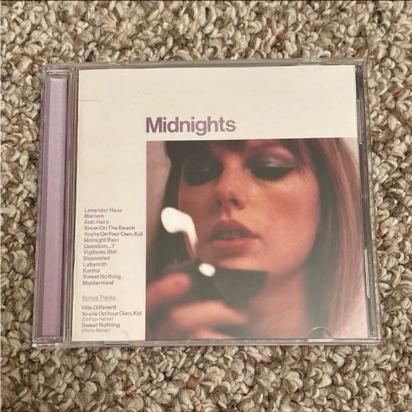 Midnights: Lavender Edition (Target Exclusive) CD - Picture 1 of 6